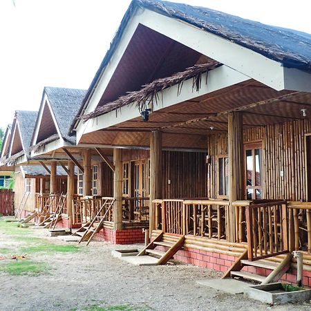 Hola Beach Resort Сикиджор Екстериор снимка